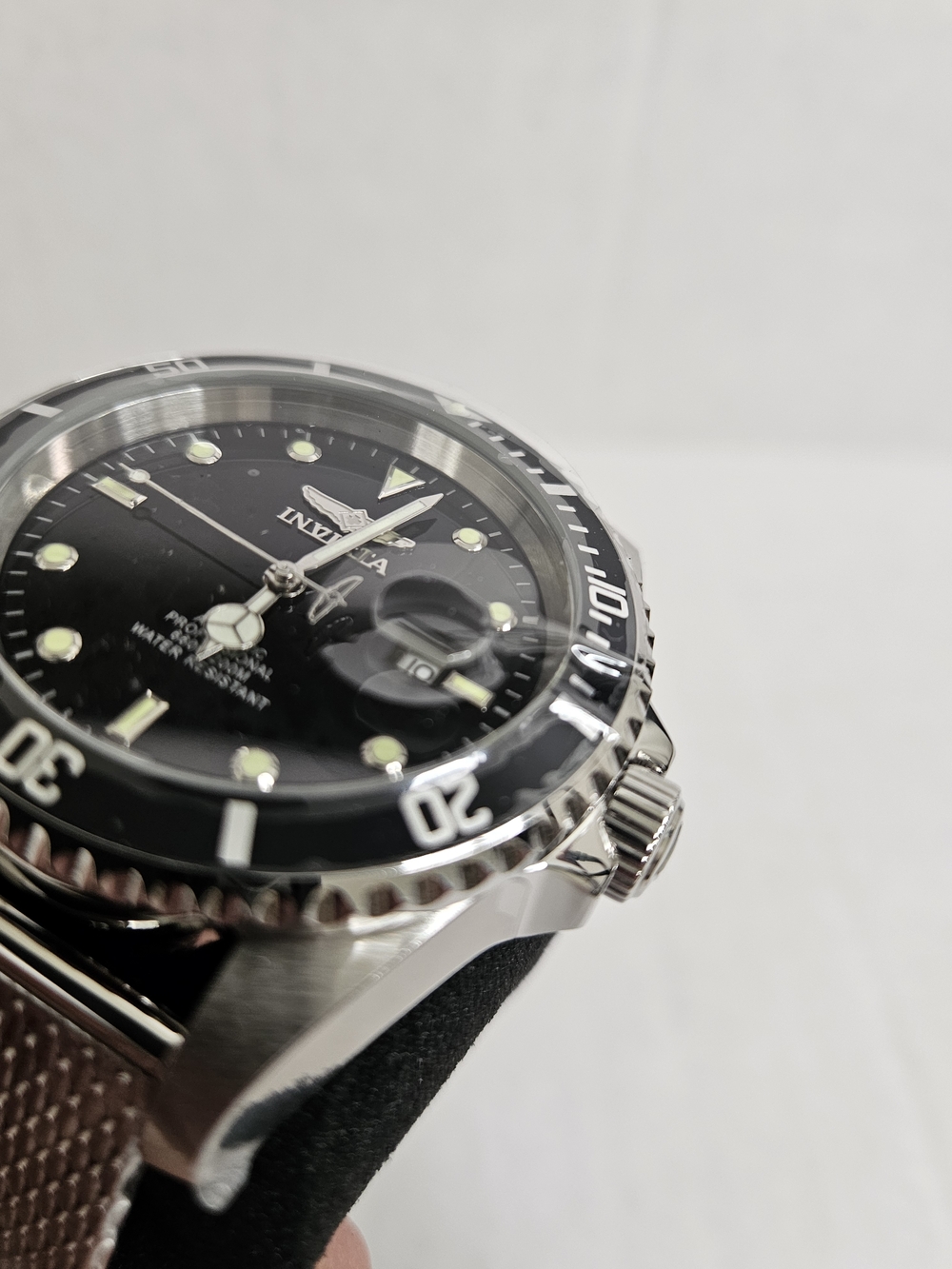 Invicta Men's Diver Style Stainless Steel Watch - Black Dial - Picture 8 of 16